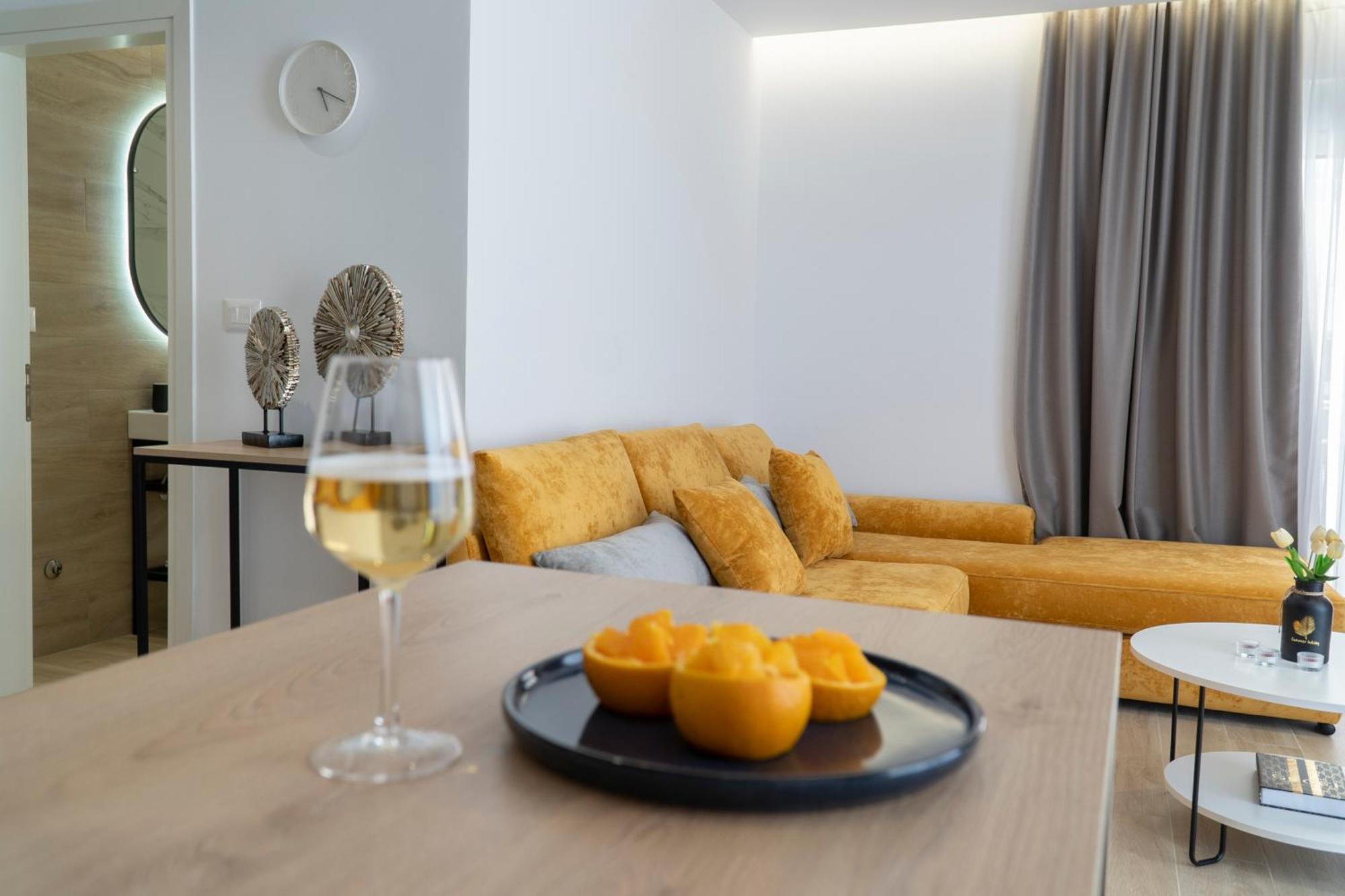 Mateo Apartments Саранда Екстер'єр фото