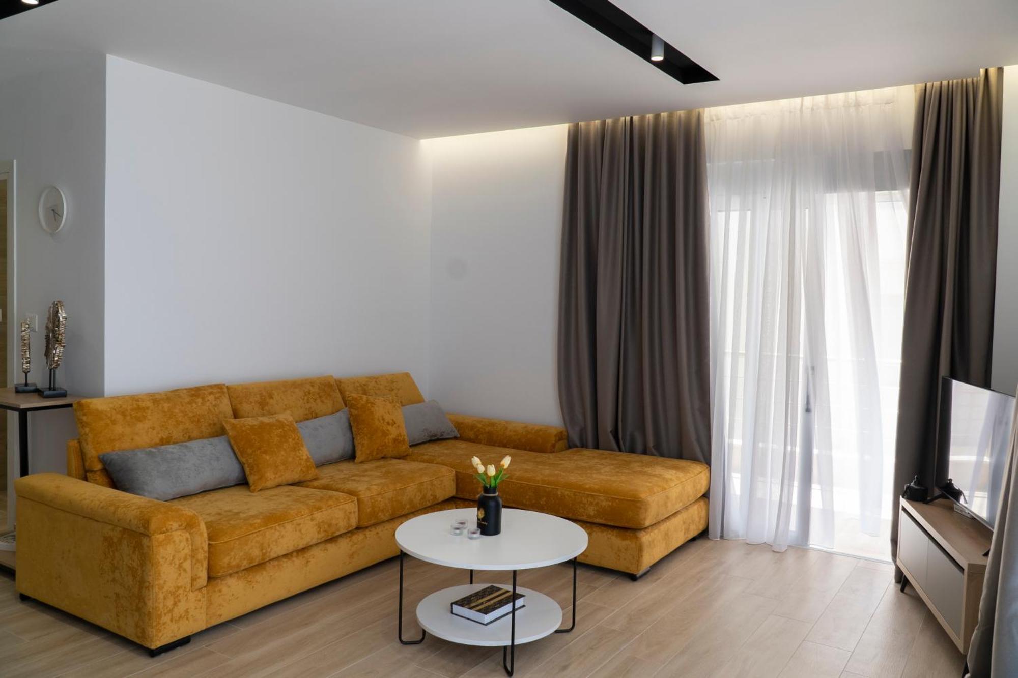 Mateo Apartments Саранда Екстер'єр фото