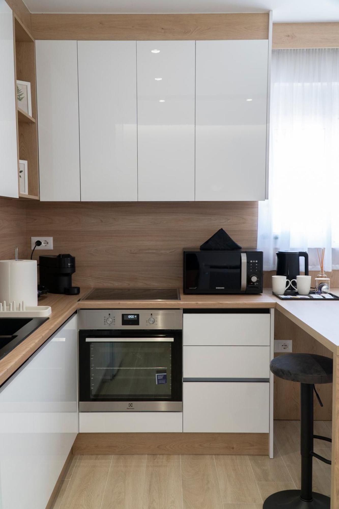 Mateo Apartments Саранда Екстер'єр фото